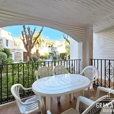 Homestay Adosado En Costa Hispania *
